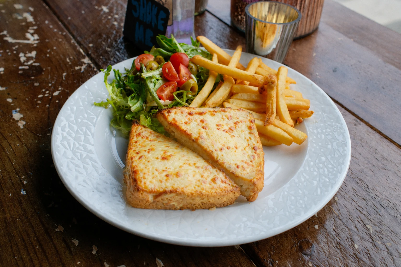 Lunch = Croque's